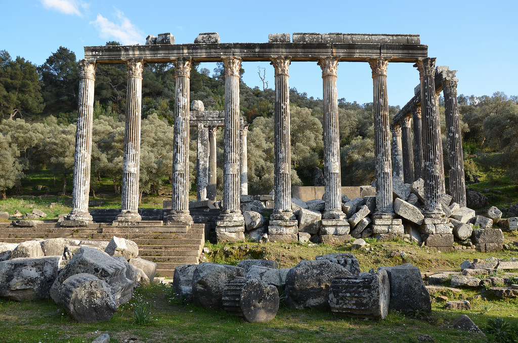 Temple of Zeus Lepsynus, built on the site of an earlier Carian temple, 2nd century AD (probably during the reign of the emperor Hadrian), Euromos, Turkey