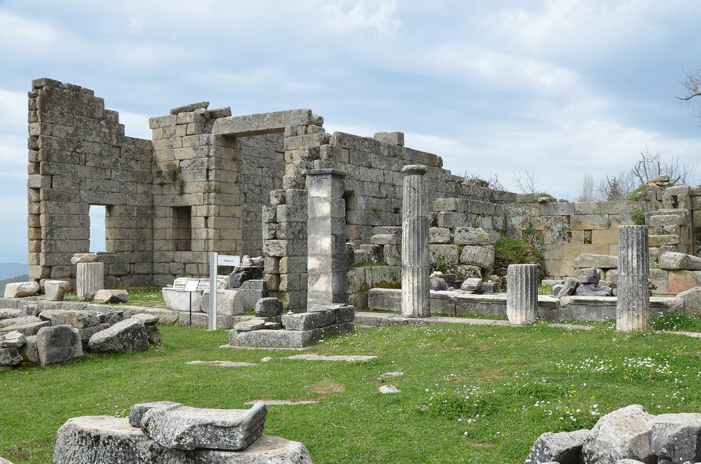 The second banqueting hall (the so-called Andron A), presumably built by Idrieus (351-344 BC).