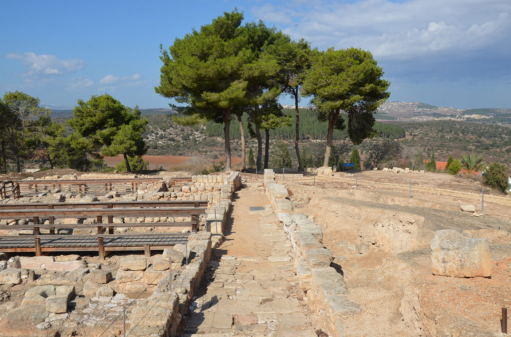 Residential houses around the Crusaders fortress, these are dwellings from the Hellenistic to Byzantine periods.