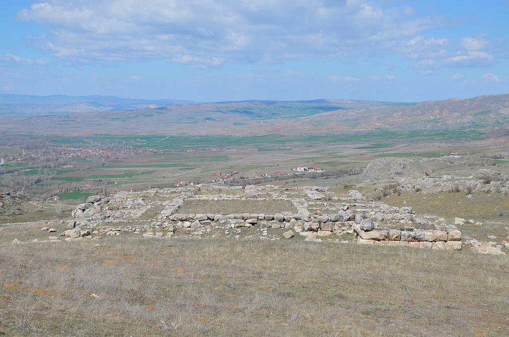 The ruins of one of the biggest temples of the Temple District.