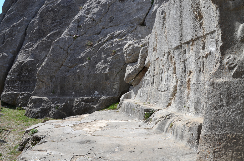 Left wall of Chamber A depicting male gods.