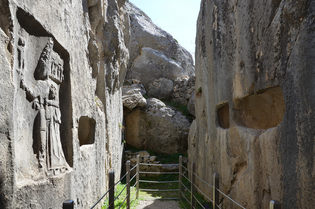 Chamber B, the niches were probably used for offerings.