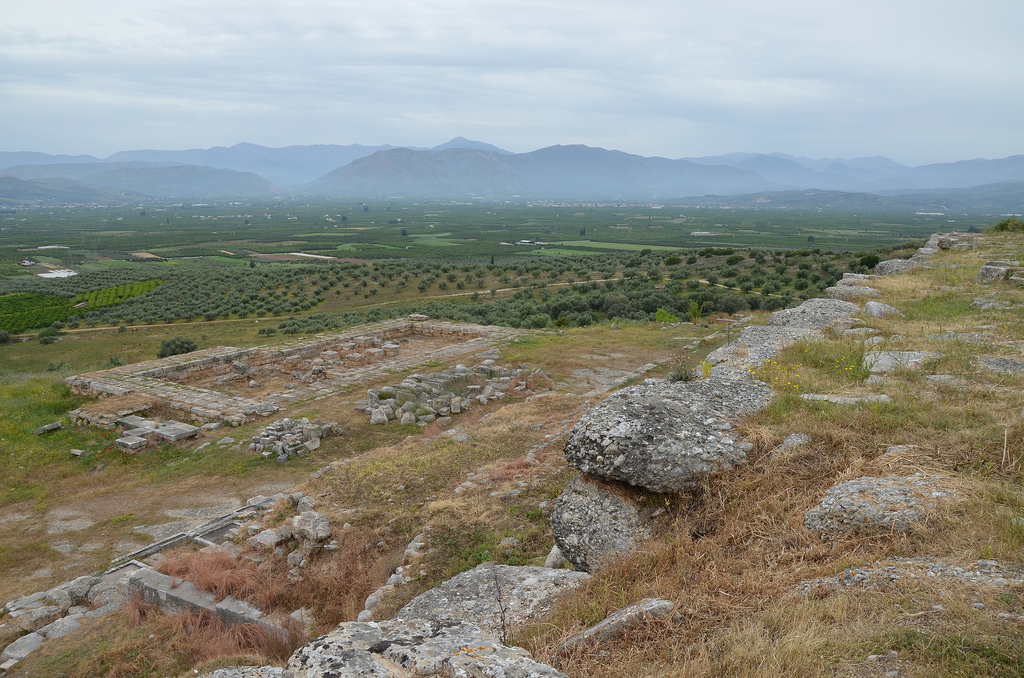 Overall view of New Temple of Hera and the middle terrace from the upper terrace.