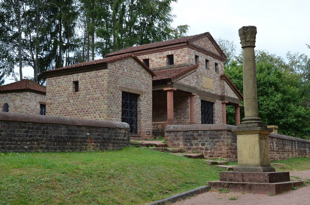 Tawern Temple Complex – following hadrian photography