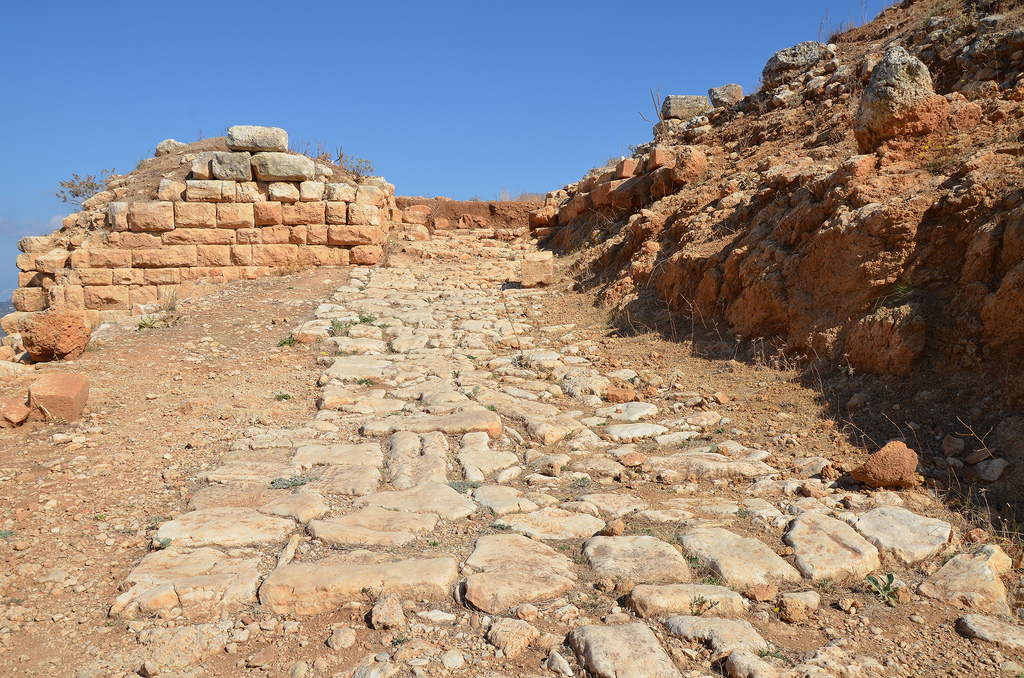 The main entrance of the city and the ancient road built in the mid-4th century BC.