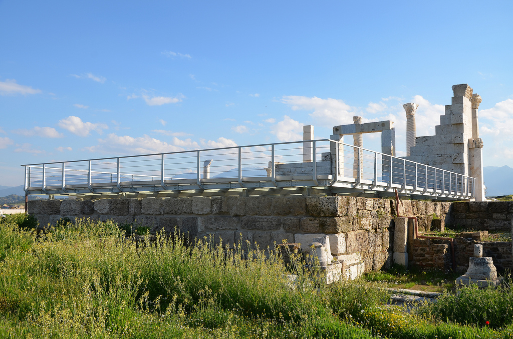 The podium of Temple A.