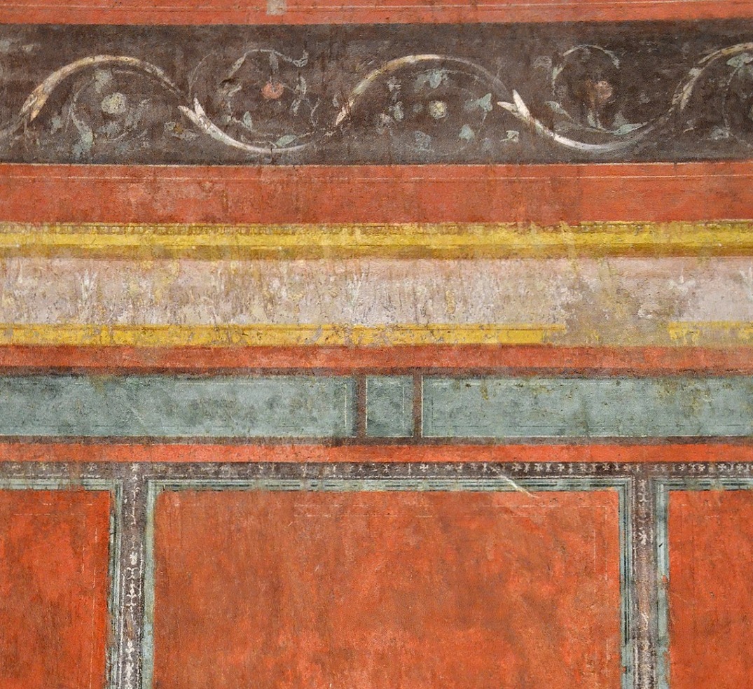 North wall of the “Large oecus” with wall painting imitating marble wall-facing.